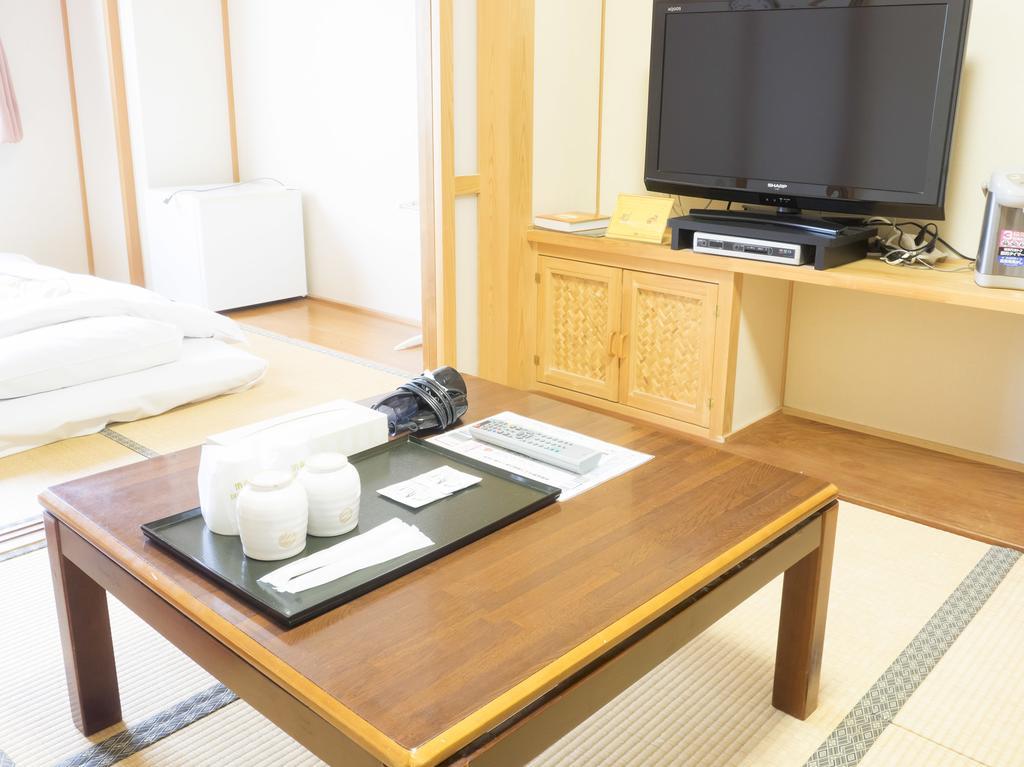 Hikone Station Hotel Esterno foto